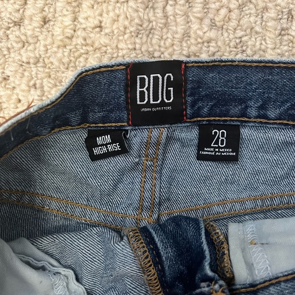 Urban Outfitters Shorts - Picture 2 of 2